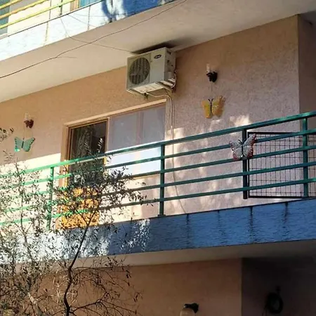 Papillon D'albanie Apartament Golem (Tirana)